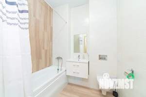 1-к квартира, посуточно, 49м2, 1/1 этаж