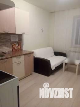 1-к квартира, посуточно, 42м2, 11/17 этаж