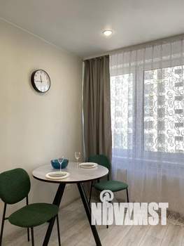 1-к квартира, посуточно, 42м2, 4/10 этаж