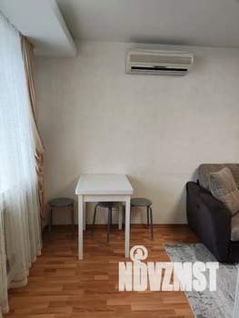 1-к квартира, посуточно, 50м2, 4/5 этаж