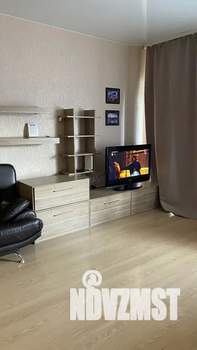 Студия квартира, посуточно, 35м2, 14/15 этаж