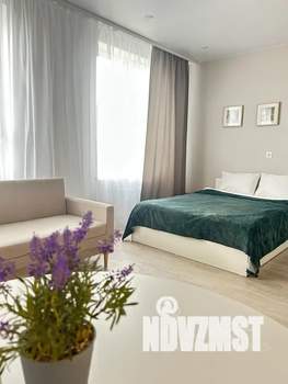 Студия квартира, посуточно, 30м2, 11/18 этаж