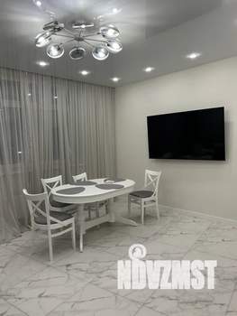 1-к квартира, посуточно, 50м2, 2/19 этаж