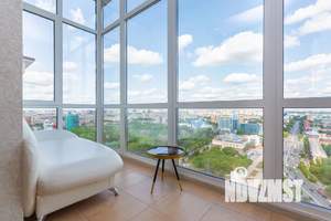 1-к квартира, посуточно, 64м2, 11/25 этаж