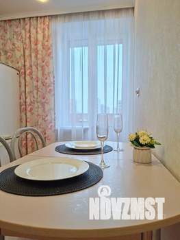 1-к квартира, посуточно, 39м2, 8/16 этаж