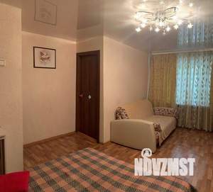 1-к квартира, посуточно, 37м2, 1/1 этаж