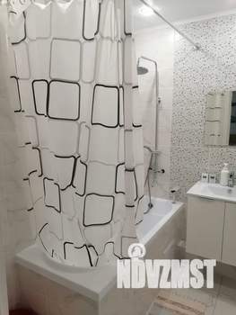 1-к квартира, посуточно, 42м2, 8/15 этаж