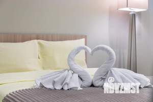 Студия квартира, посуточно, 42м2, 7/20 этаж