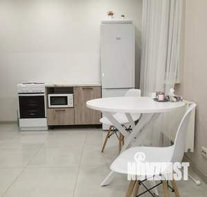 Студия квартира, посуточно, 33м2, 2/16 этаж