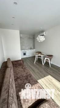 1-к квартира, посуточно, 40м2, 11/21 этаж