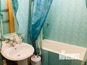 1-к квартира, посуточно, 35м2, 4/9 этаж