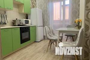 1-к квартира, посуточно, 41м2, 1/17 этаж