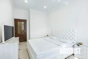 1-к квартира, посуточно, 40м2, 10/25 этаж