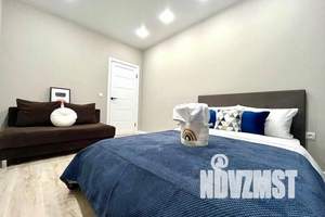 1-к квартира, посуточно, 38м2, 2/21 этаж