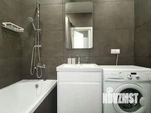 Студия квартира, посуточно, 28м2, 12/24 этаж