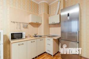 Студия квартира, посуточно, 35м2, 9/13 этаж