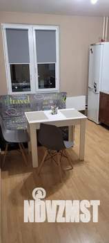 1-к квартира, посуточно, 40м2, 9/16 этаж