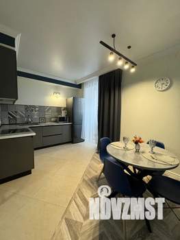 1-к квартира, посуточно, 42м2, 12/24 этаж