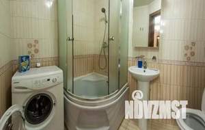 1-к квартира, посуточно, 54м2, 1/1 этаж