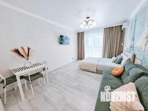 Студия квартира, посуточно, 33м2, 17/17 этаж