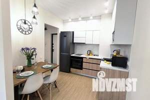 1-к квартира, посуточно, 42м2, 12/19 этаж