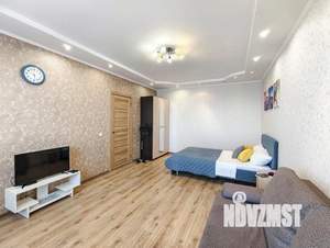 1-к квартира, посуточно, 80м2, 1/1 этаж
