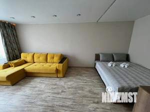 1-к квартира, посуточно, 40м2, 1/1 этаж