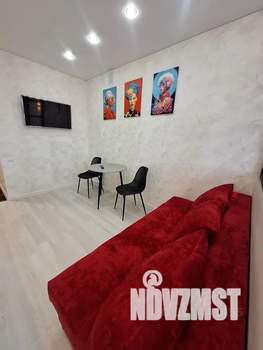 Студия квартира, посуточно, 32м2, 2/8 этаж