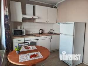 1-к квартира, посуточно, 35м2, 13/16 этаж