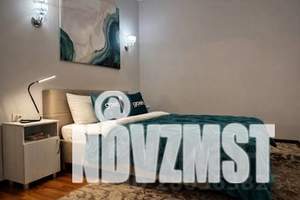 1-к квартира, посуточно, 64м2, 13/23 этаж