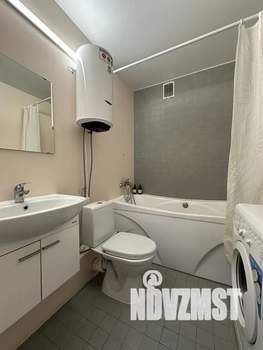 Студия квартира, посуточно, 32м2, 15/17 этаж