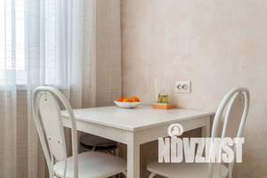1-к квартира, посуточно, 33м2, 11/16 этаж