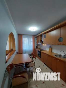 3-к квартира, посуточно, 68м2, 5/9 этаж