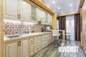 1-к квартира, посуточно, 46м2, 13/16 этаж