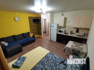 Студия квартира, посуточно, 30м2, 1/4 этаж