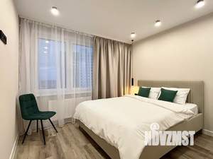 1-к квартира, посуточно, 38м2, 15/23 этаж