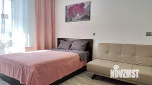 Студия квартира, посуточно, 35м2, 1/17 этаж