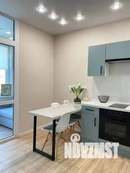 1-к квартира, посуточно, 42м2, 8/25 этаж