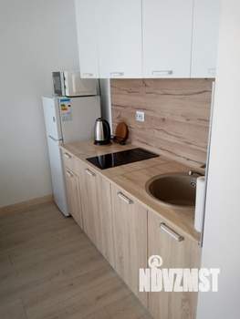 Студия квартира, посуточно, 27м2, 16/25 этаж