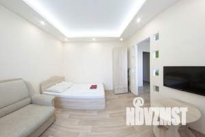 1-к квартира, посуточно, 35м2, 1/20 этаж