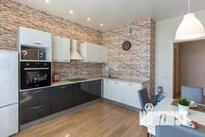 1-к квартира, посуточно, 53м2, 1/1 этаж