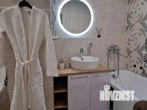 1-к квартира, посуточно, 41м2, 8/16 этаж