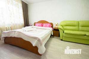 1-к квартира, посуточно, 36м2, 1/1 этаж