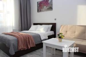 Студия квартира, посуточно, 35м2, 1/19 этаж