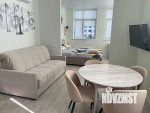 Студия квартира, посуточно, 37м2, 15/19 этаж