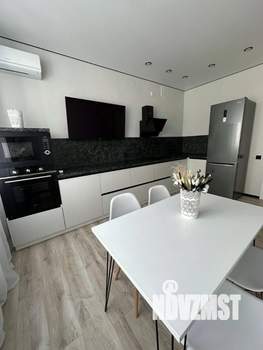 2-к квартира, посуточно, 90м2, 1/1 этаж