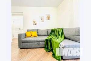 1-к квартира, посуточно, 35м2, 6/18 этаж