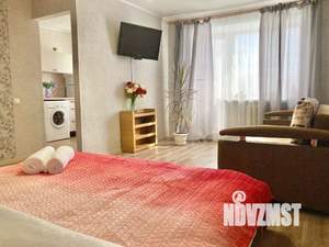 1-к квартира, посуточно, 39м2, 1/1 этаж