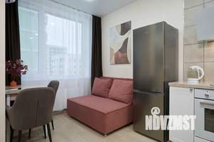 Студия квартира, посуточно, 32м2, 13/25 этаж