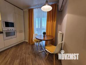 1-к квартира, посуточно, 38м2, 7/17 этаж